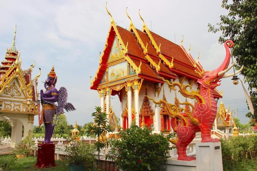 Pee Lopburi *