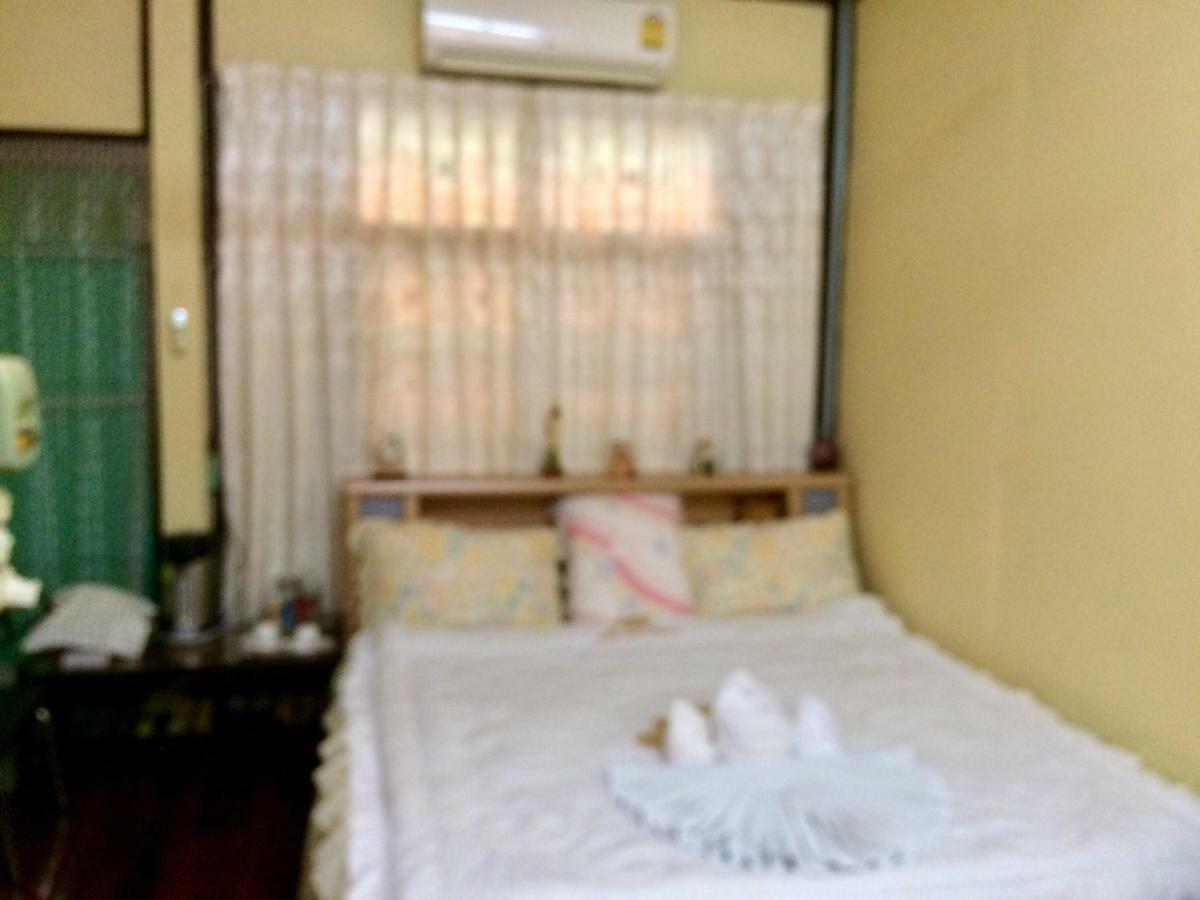 Pee Lopburi Séjour chez l'habitant Ban Tha Krayang